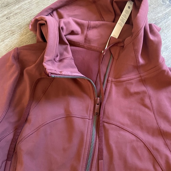 NWT Lululemon Hooded Define Jacket Smokey Red - Picture 5 of 8